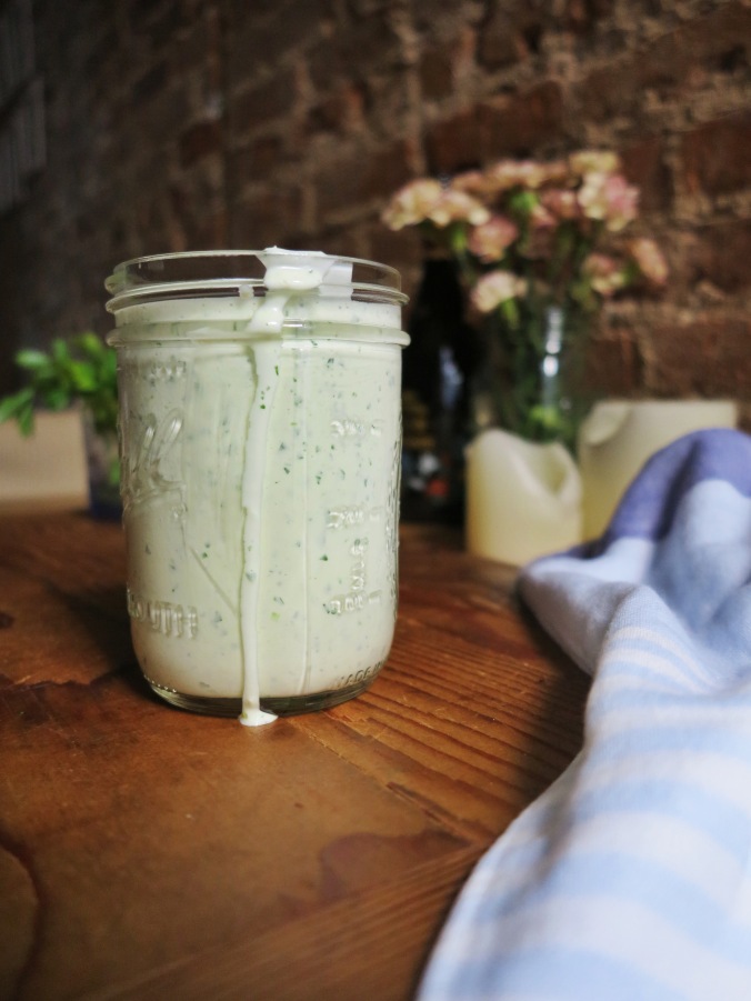 buttermilk ranch dressing | apinchofthis.nyc